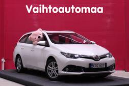 Toyota Auris vaihtoauto