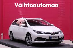 Toyota Auris vaihtoauto