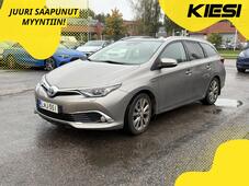 Toyota Auris vaihtoauto