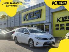 Toyota Auris vaihtoauto