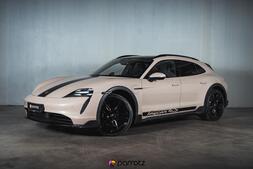 Porsche Taycan vaihtoauto