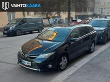 Toyota Auris vaihtoauto