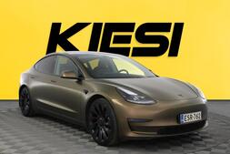 Tesla Model 3 vaihtoauto