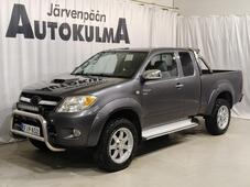 Toyota Hilux vaihtoauto
