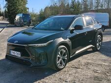 Toyota bZ4X vaihtoauto