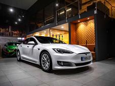 Tesla Model S vaihtoauto