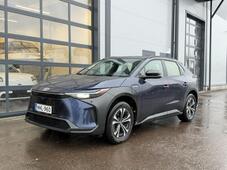 Toyota bZ4X vaihtoauto