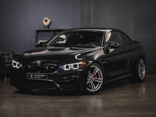 BMW M4 vaihtoauto