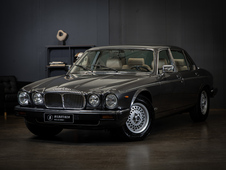Jaguar Daimler vaihtoauto