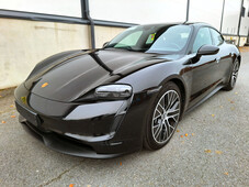 Porsche Taycan vaihtoauto