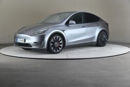 Tesla Model Y vaihtoauto