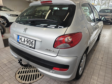 Peugeot 206 + vaihtoauto