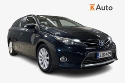 Toyota Auris vaihtoauto