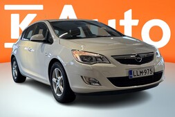 Opel Astra vaihtoauto