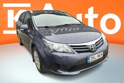 Toyota Avensis vaihtoauto