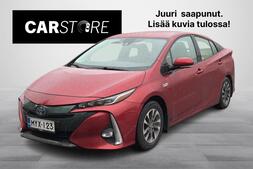 Toyota Prius Plug-in vaihtoauto