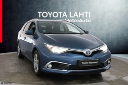 Toyota Auris vaihtoauto