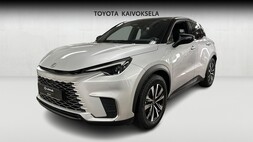 Lexus LBX vaihtoauto