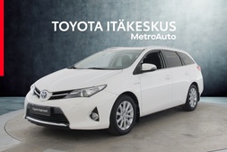 Toyota Auris vaihtoauto