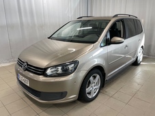 Volkswagen Touran vaihtoauto
