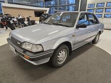 Mazda 323 vaihtoauto