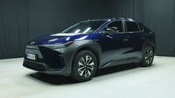 Toyota bZ4X vaihtoauto