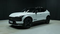 Volvo EX30 Cross Country vaihtoauto