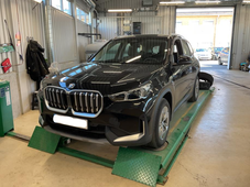 BMW iX1 vaihtoauto