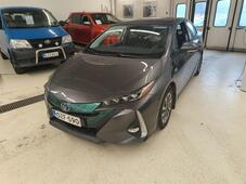 Toyota Prius Plug-in vaihtoauto