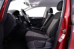 Volkswagen Golf Sportsvan vaihtoauto