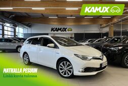 Toyota Auris vaihtoauto