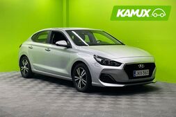 Hyundai i30 Fastback vaihtoauto