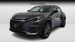 Lexus LBX vaihtoauto