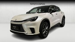 Lexus LBX vaihtoauto