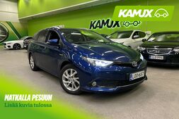 Toyota Auris vaihtoauto