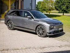 Koeajo: Xpeng G9 hämmästyttää latausteholla, joka ylittää suomalaiset pikalaturit