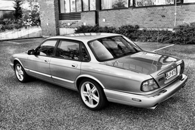 Jaguar XJR  1999