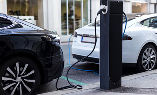 Uusi sähköautovertailu – Löydä paras sähköauto tarpeisiisi