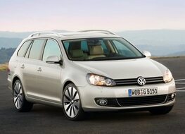 Autoesittely Volkswagen Golf Variant 2007-2013
