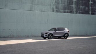 vaihtoauto Volvo EX40