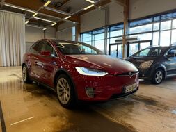 Tesla Model X vaihtoauto