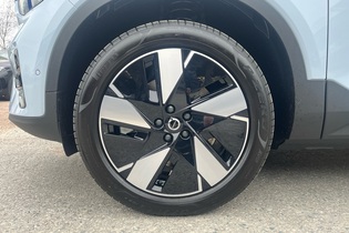 heti ajoon Volvo EX40