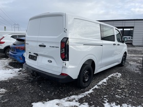 heti ajoon Ford Transit Custom