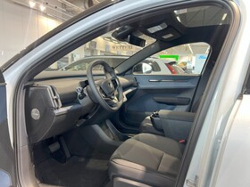 heti ajoon Volvo EX30 Cross Country