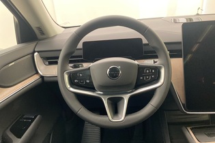 heti ajoon Volvo EX90