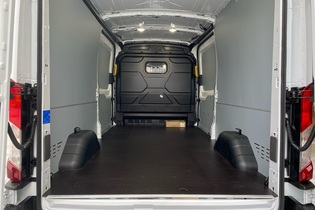 heti ajoon Ford Transit