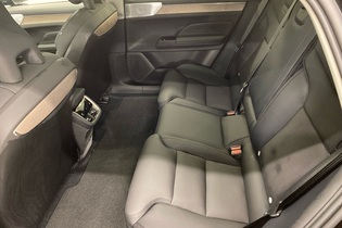 heti ajoon Volvo ES90