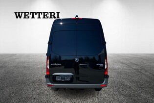 heti ajoon Mercedes-Benz Sprinter