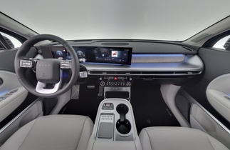 heti ajoon Hyundai IONIQ 9