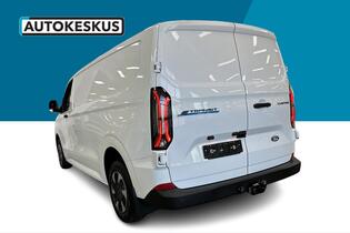 heti ajoon Ford Transit Custom